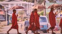 bukti pengaruh hindu buddha di Indonesia